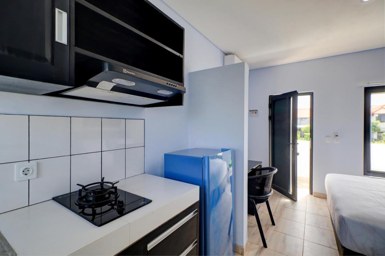 Отель Oyo Life 92854 The Danari House Семиньяк Экстерьер фото